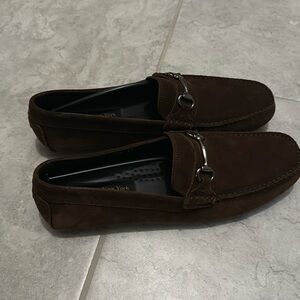 A New To Boot New York Driving shoe, chocolate in color and US size 11 medium.